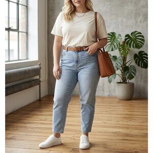 H&M Mom Jeans High Waist Ankle Length Size 18 Stretch Comfort Light Blue NWT